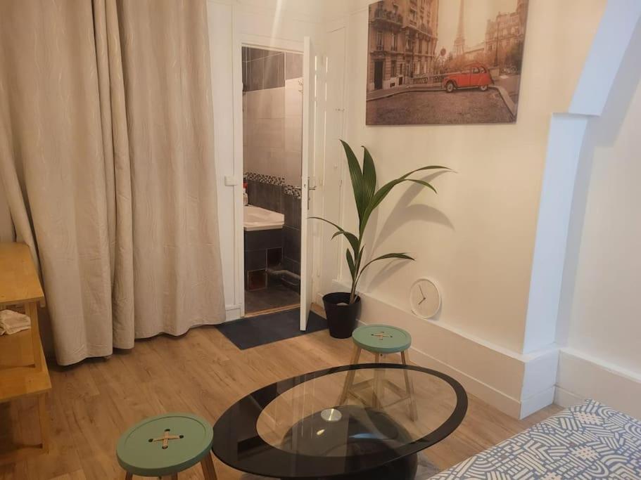 Charmant Appartement Pres De Montmartre Paris Dış mekan fotoğraf
